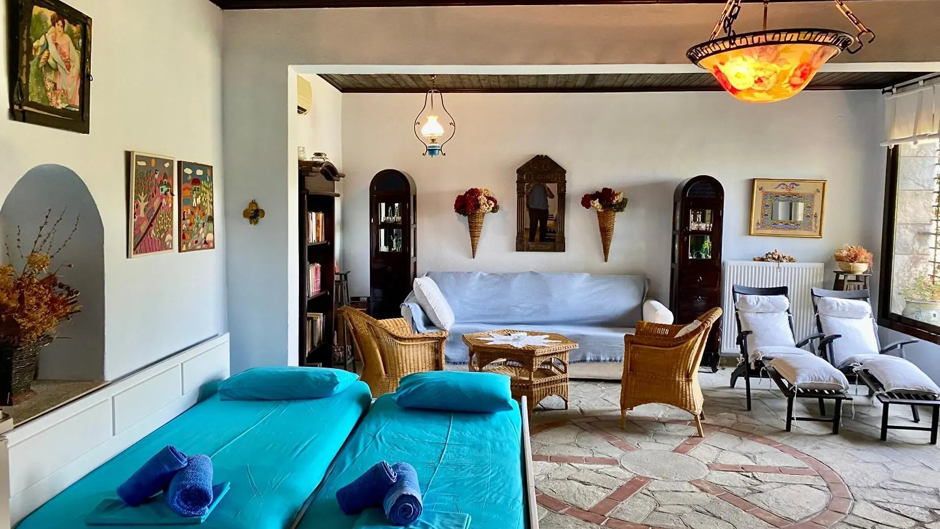 Villa Valia: Traditional Luxurious Residence Pyrgadikia